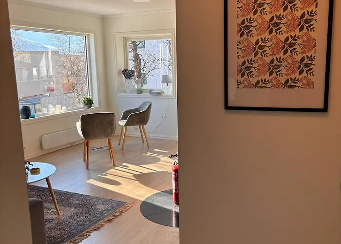 Arctic - Cozy Near And Fjord Apartamento Tromsø