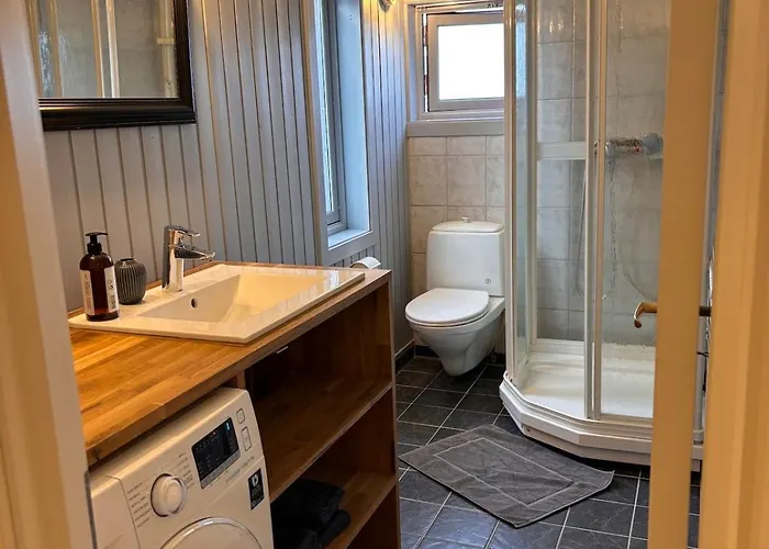 Arctic - Cozy Near And Fjord Apartamento