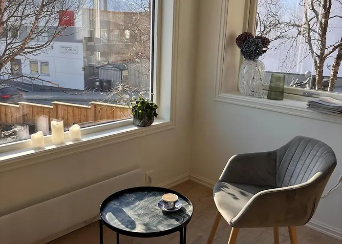 Arctic - Cozy Near And Fjord Apartamento Tromsø